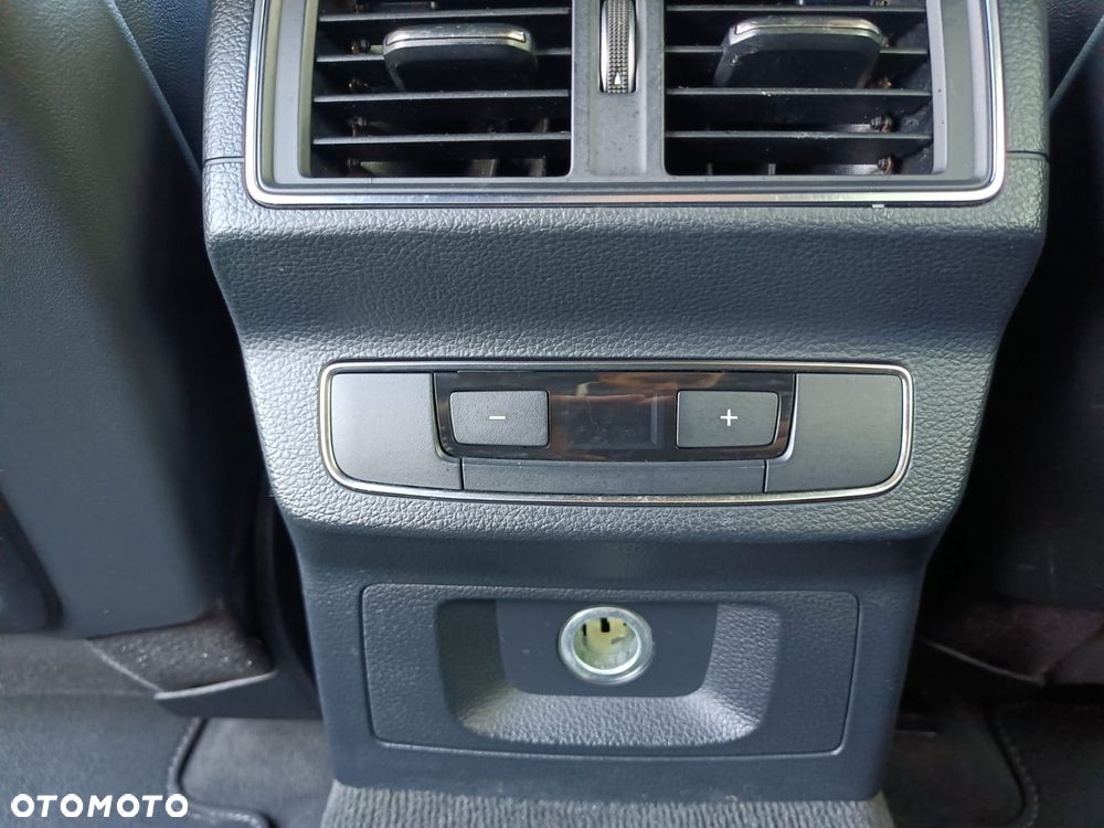 Audi Q5 2.0 TDI Quattro S tronic - 26