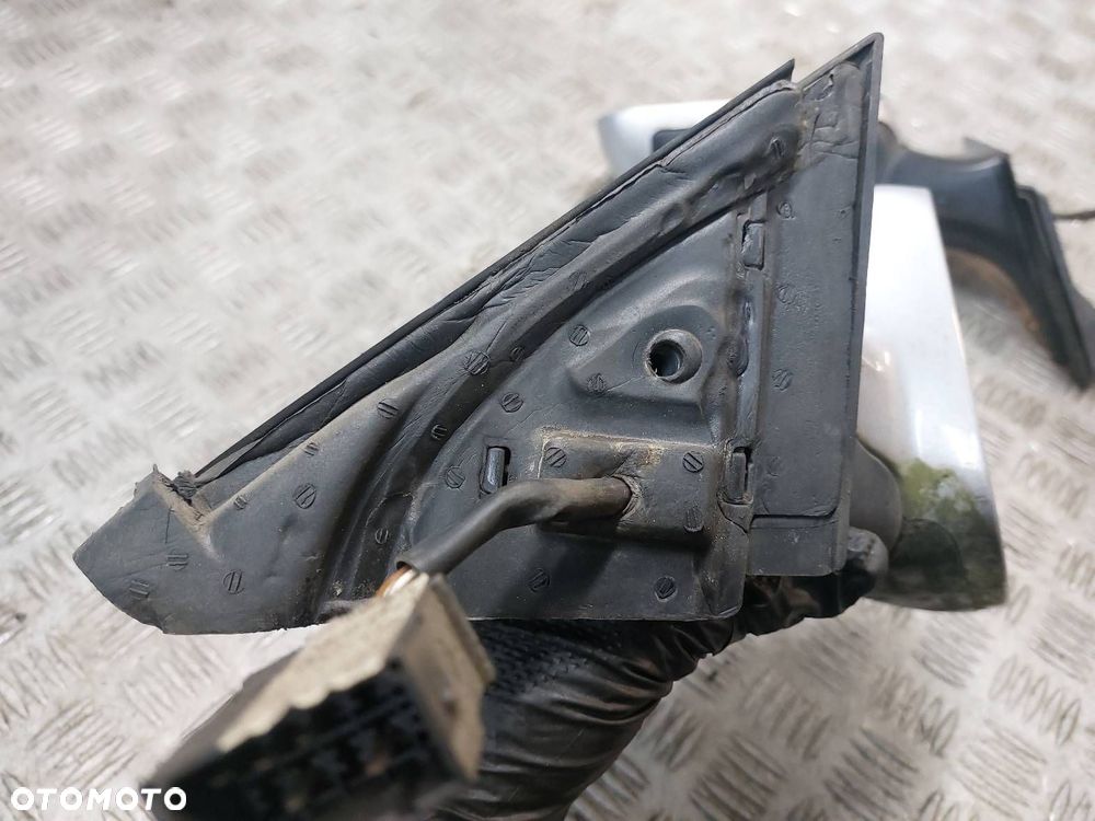 LUSTERKO LEWE + PRAWE ELEKTRYCZNE AUDI A3 8L LYZM 5 PIN 5 PIN - 8