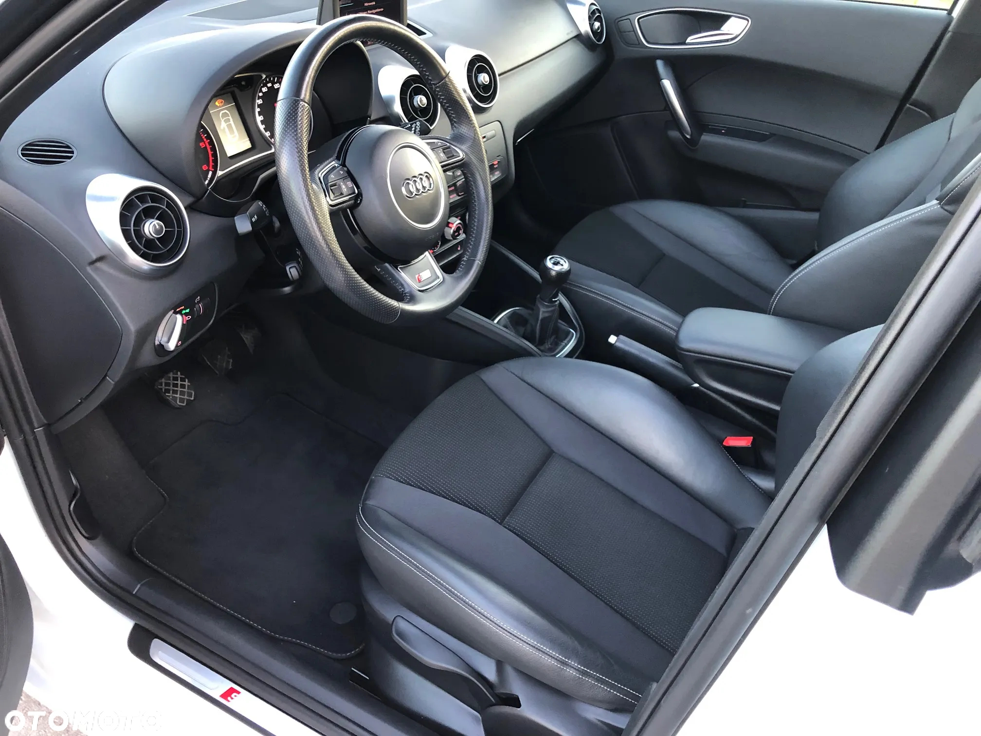 Audi A1 2.0 TDI Ambition - 11