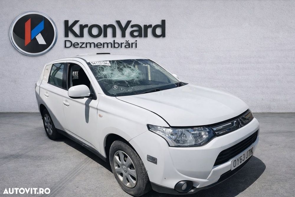 Dezmembrari dezmembrez  Mitsubishi Outlander III 2.2 DIESEL 2012-2020 - 5