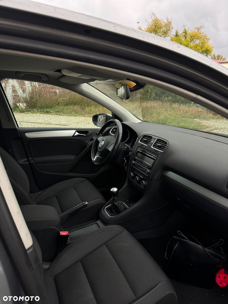 Volkswagen Golf - 12
