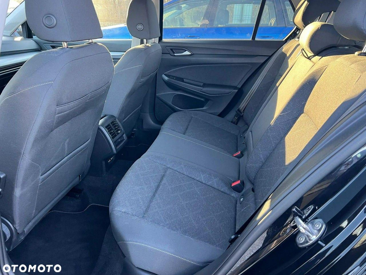 Volkswagen Golf VIII 1.5 eTSI Life DSG - 26