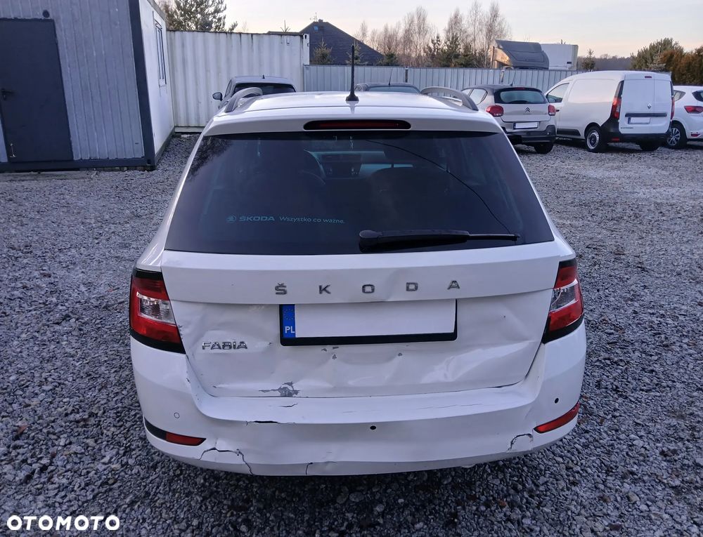 Skoda Fabia 1.0 TSI Ambition - 11