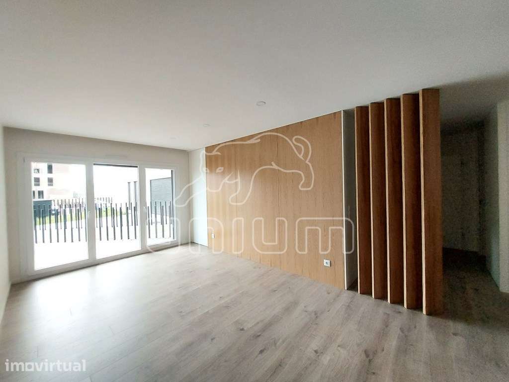 APARTAMENTO T1 - Santa Marta de Portuzelo - Grande imagem: 3/9