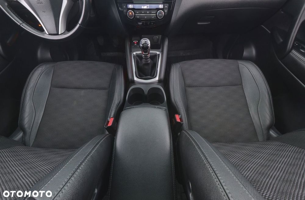 Nissan Qashqai 1.6 DIG-T 360 - 9