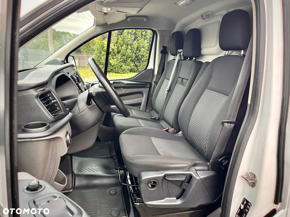 Ford TRANSIT CUSTOM LONG / SALON POLSKA / BEZWYPADKOWA / FAKTURA VAT 23% - 13