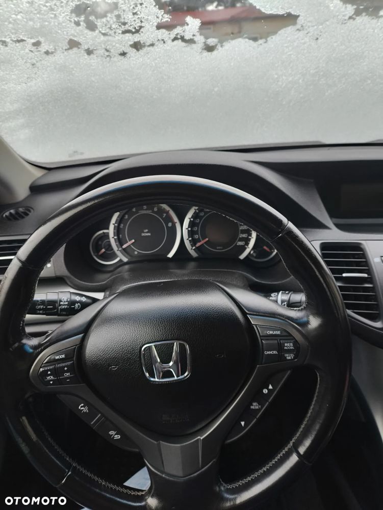 Honda Accord 2.0 Lifestyle - 8