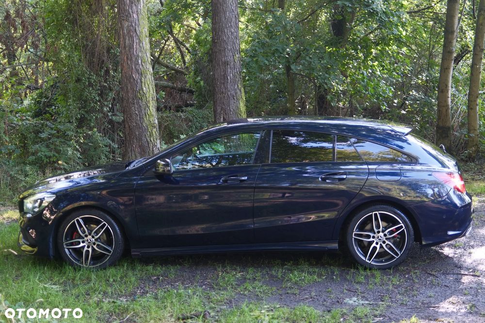 Mercedes-Benz CLA 200 d 4-Matic - 14