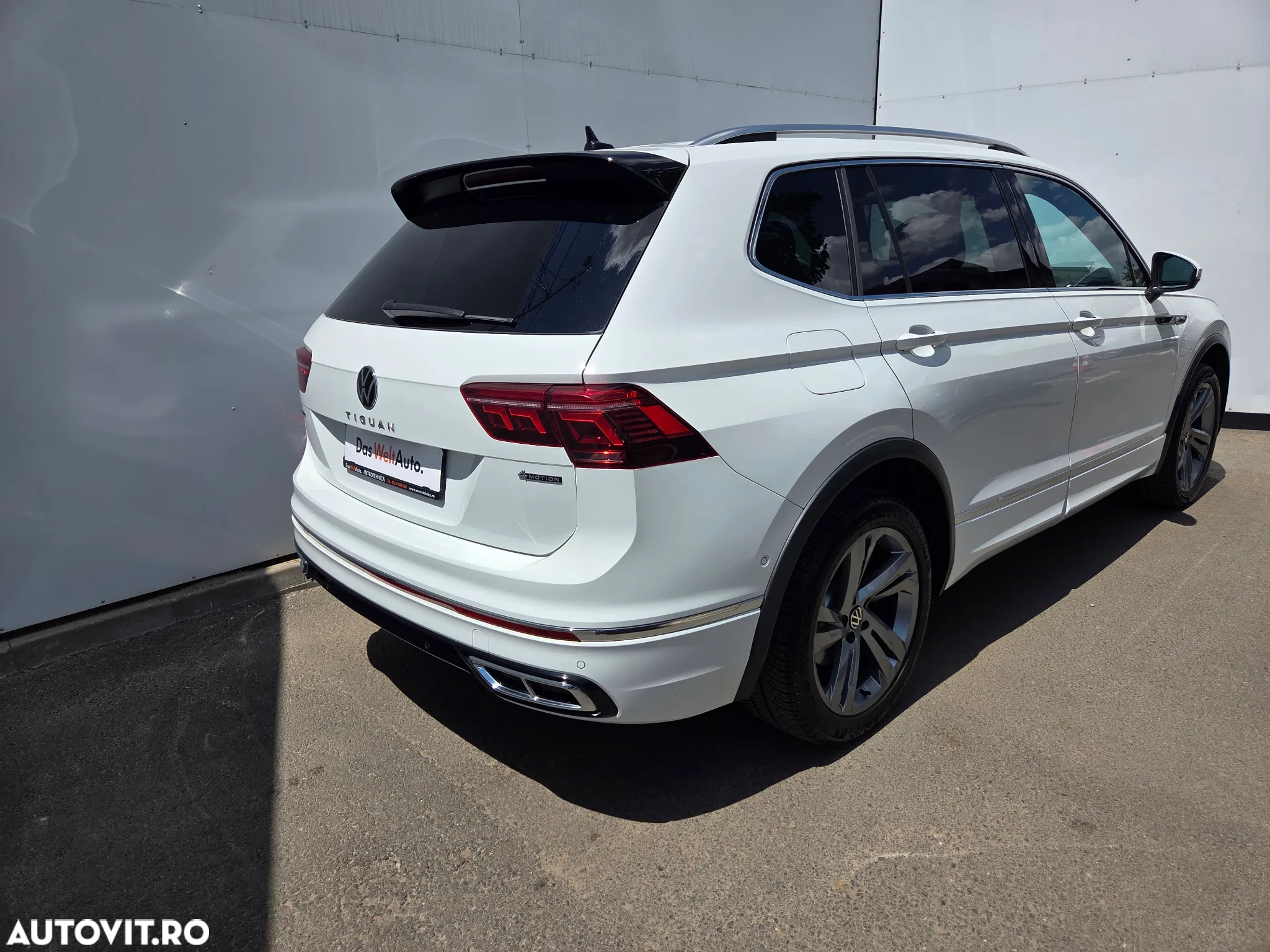 Volkswagen Tiguan Allspace 2.0 TSI 4Mot DSG R-Line - 3