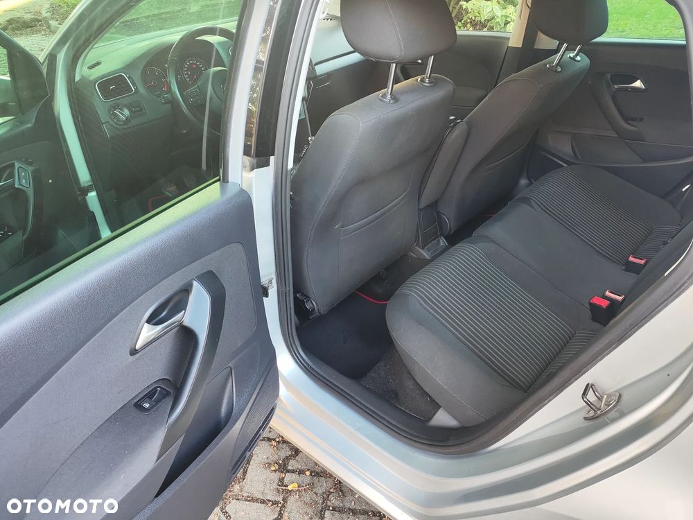 Volkswagen Polo 1.6 TDI DPF BlueMot Comfortline - 10