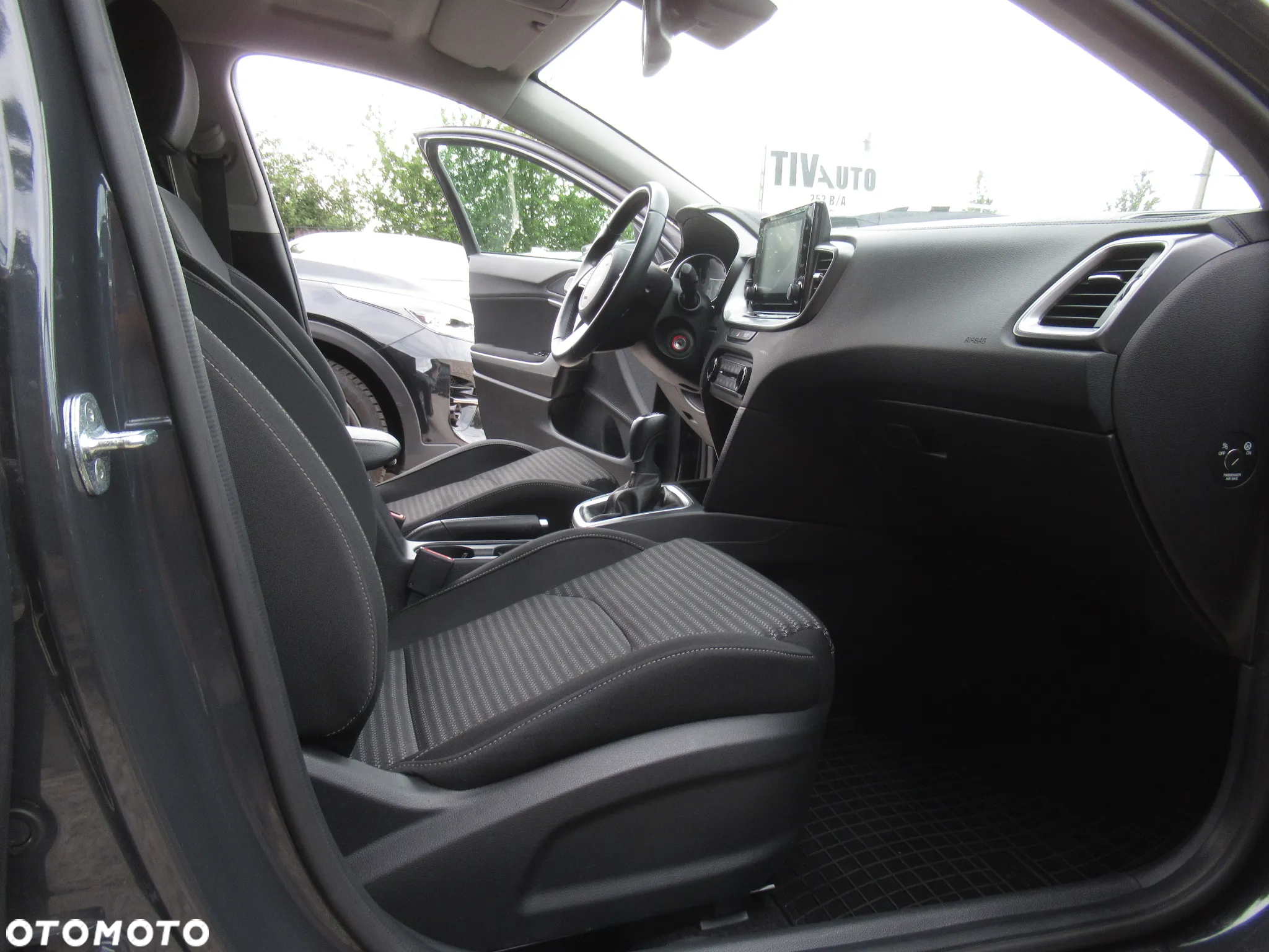 Kia Ceed 1.5 T-GDI M - 9
