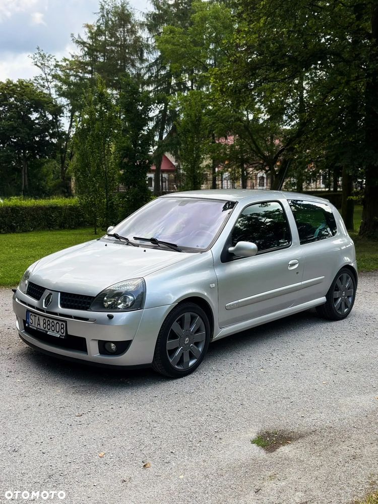 Renault Clio 2.0 16V Sport - 1