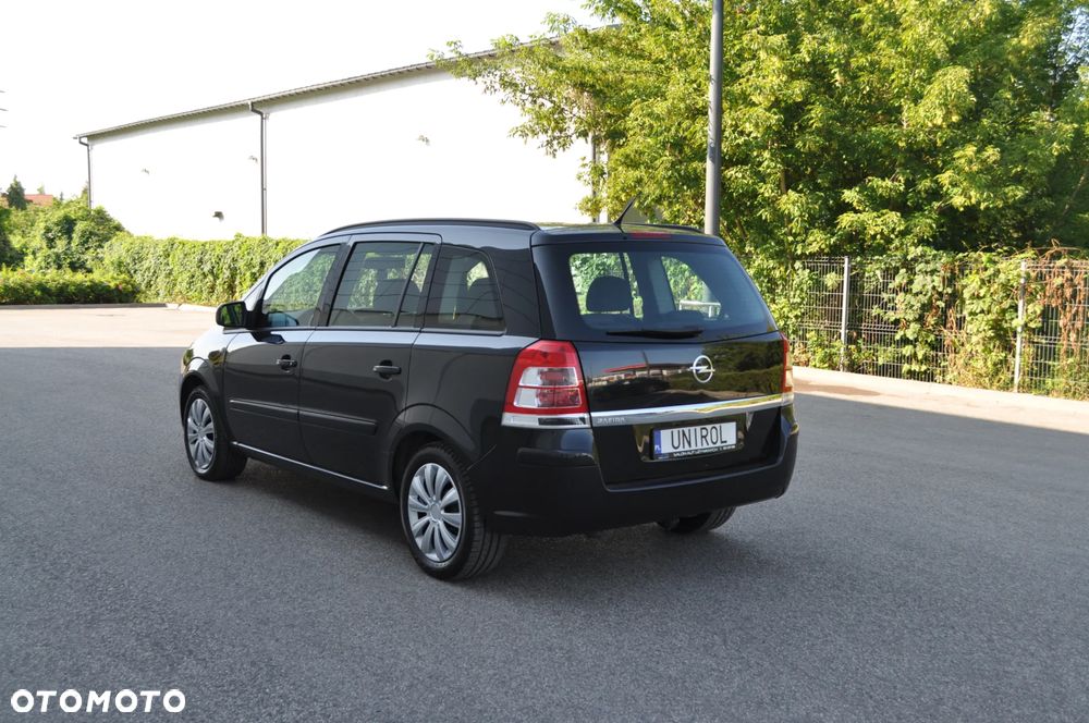 Opel Zafira 1.8 Family - 10