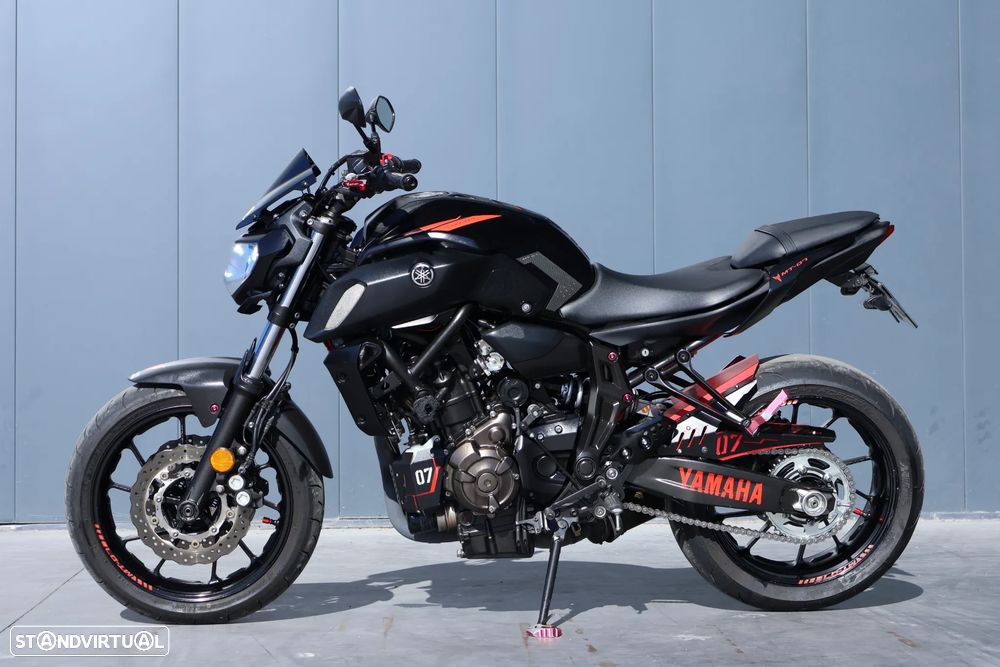Yamaha MT-07 - 4