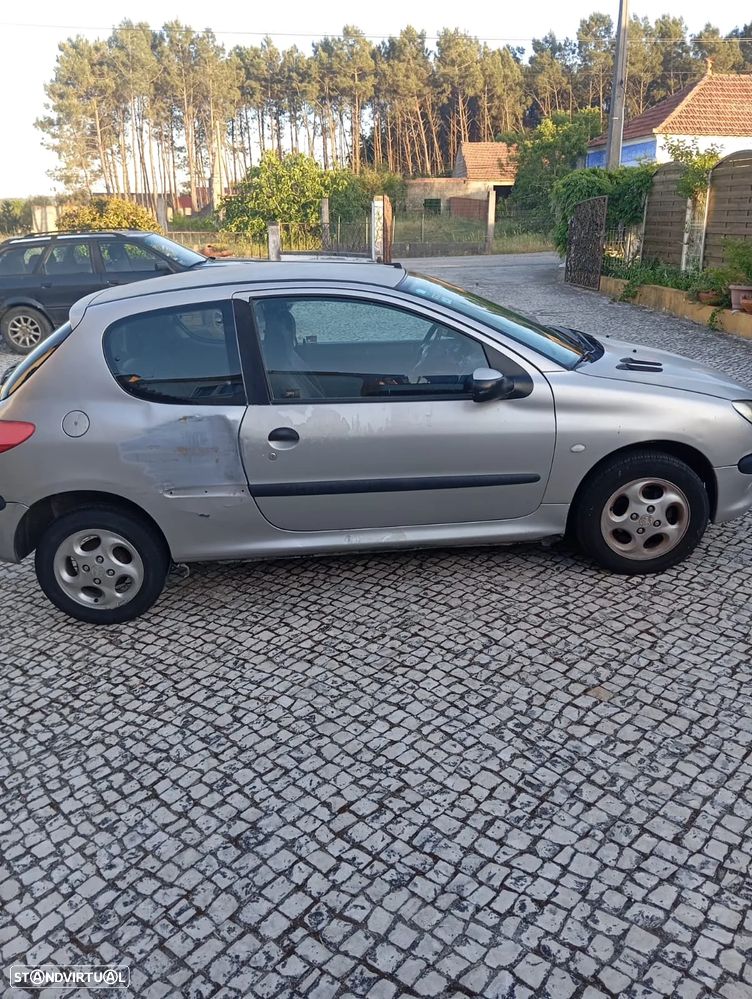 Peugeot 206 - 4