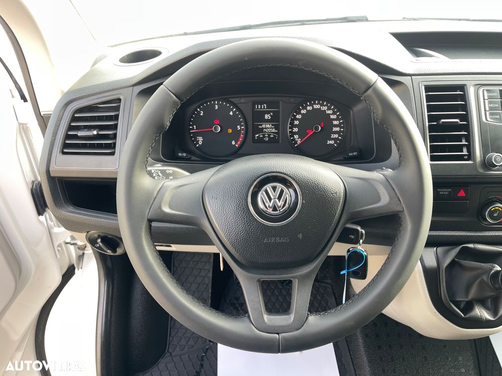 Volkswagen Transporter 2.0TDI  LUNG  USI SPATE - 38