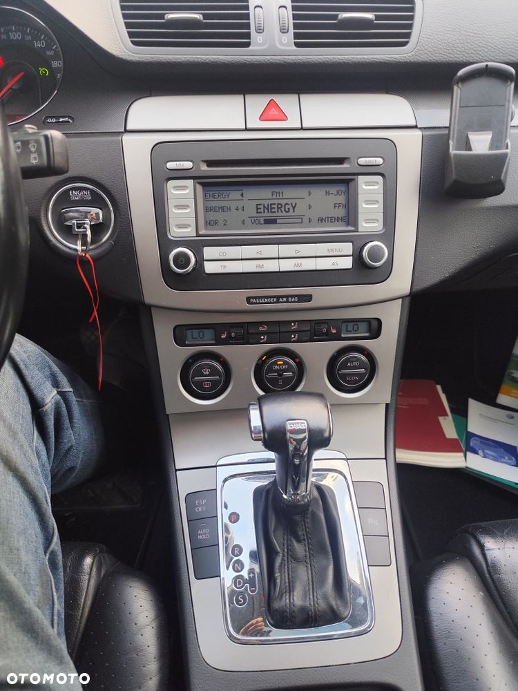 Volkswagen Passat - 7