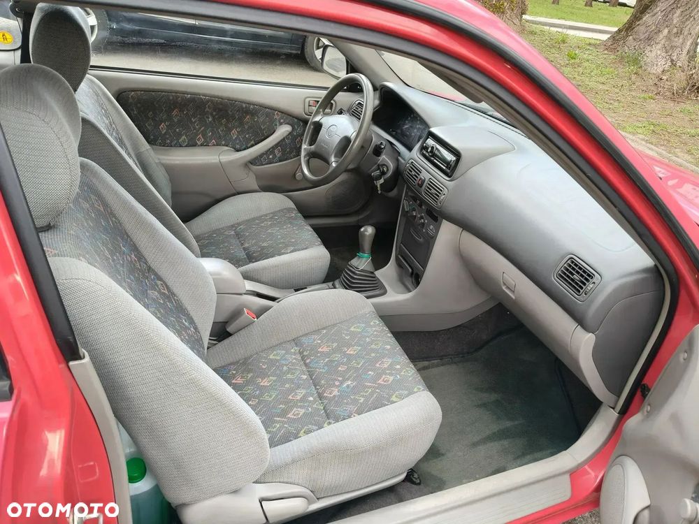 Toyota Corolla 1.4 - 9