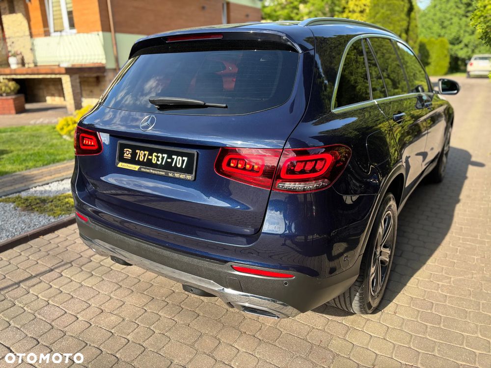 Mercedes-Benz GLC 200 d 4Matic 9G-TRONIC AMG Line - 2