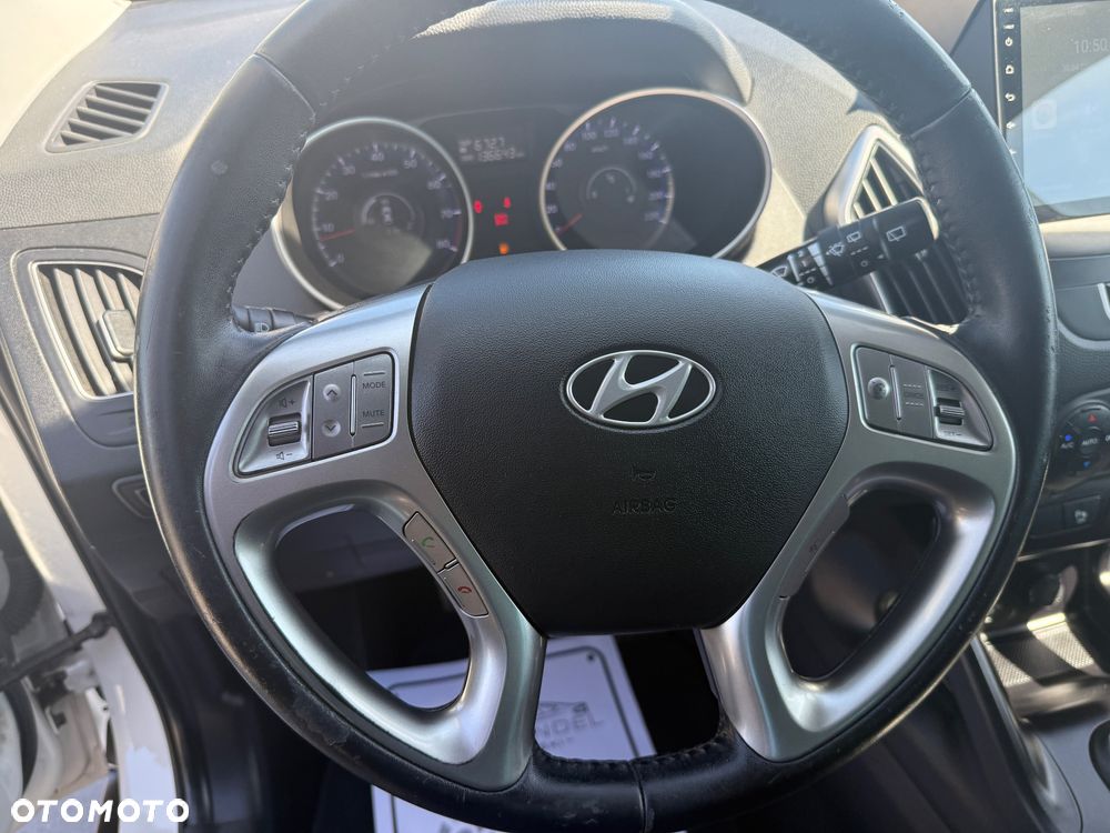 Hyundai ix35 1.6 2WD UEFA EURO 2012 Edition - 10
