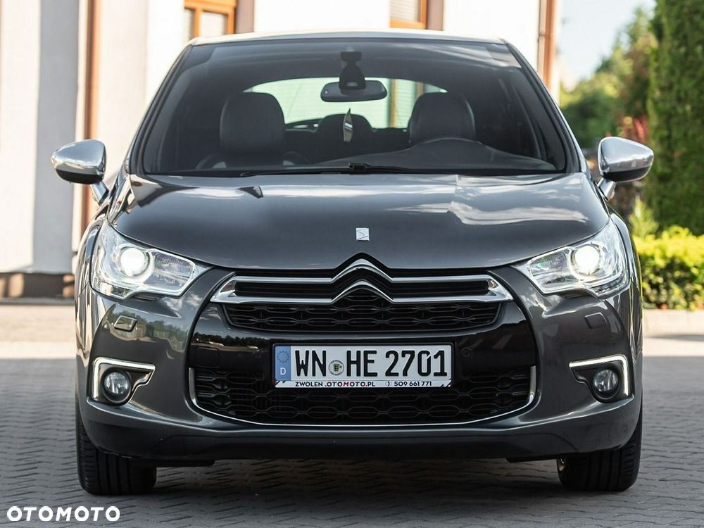 Citroën DS4 e-HDi 115 Urban Show - 11