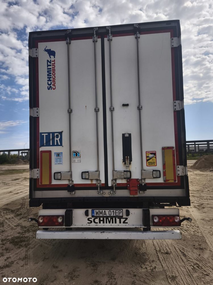 Schmitz Cargobull SKO 24/L - 12
