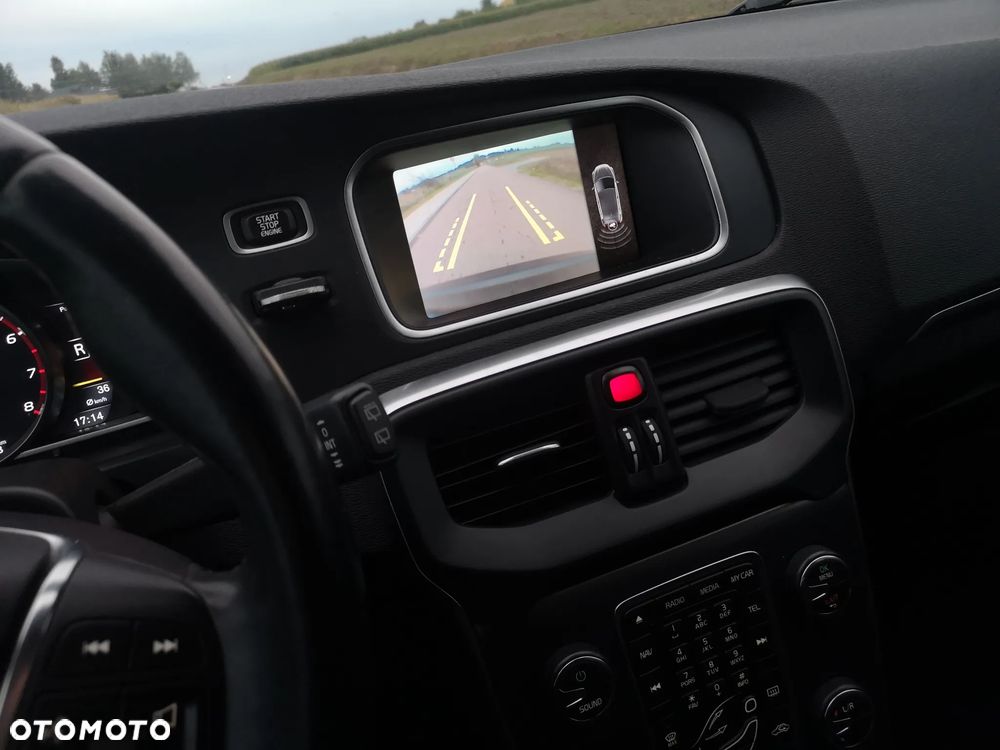 Volvo V40 T3 Momentum - 6