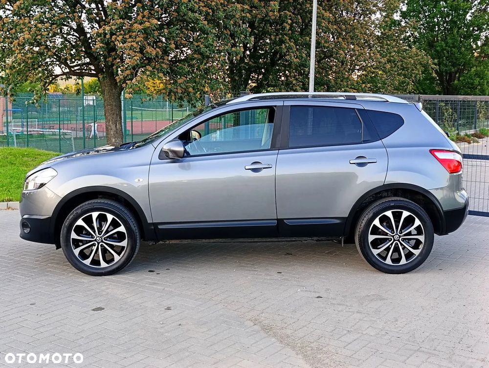Nissan Qashqai 2.0 4x4 Tekna Premium - 6