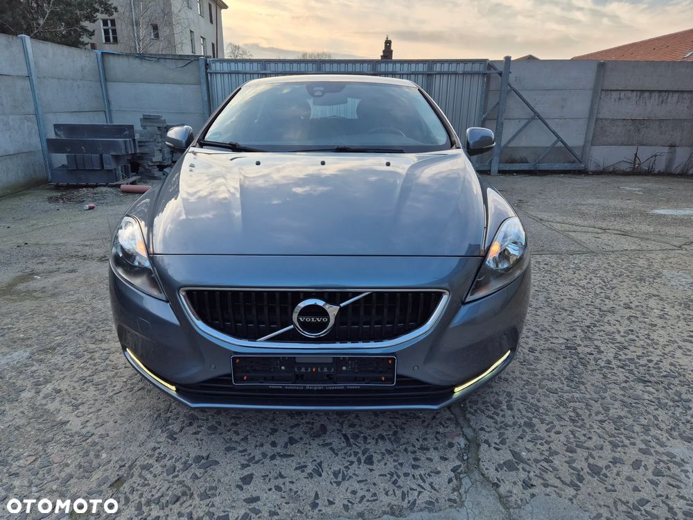 Volvo V40 T2 Inscription - 13