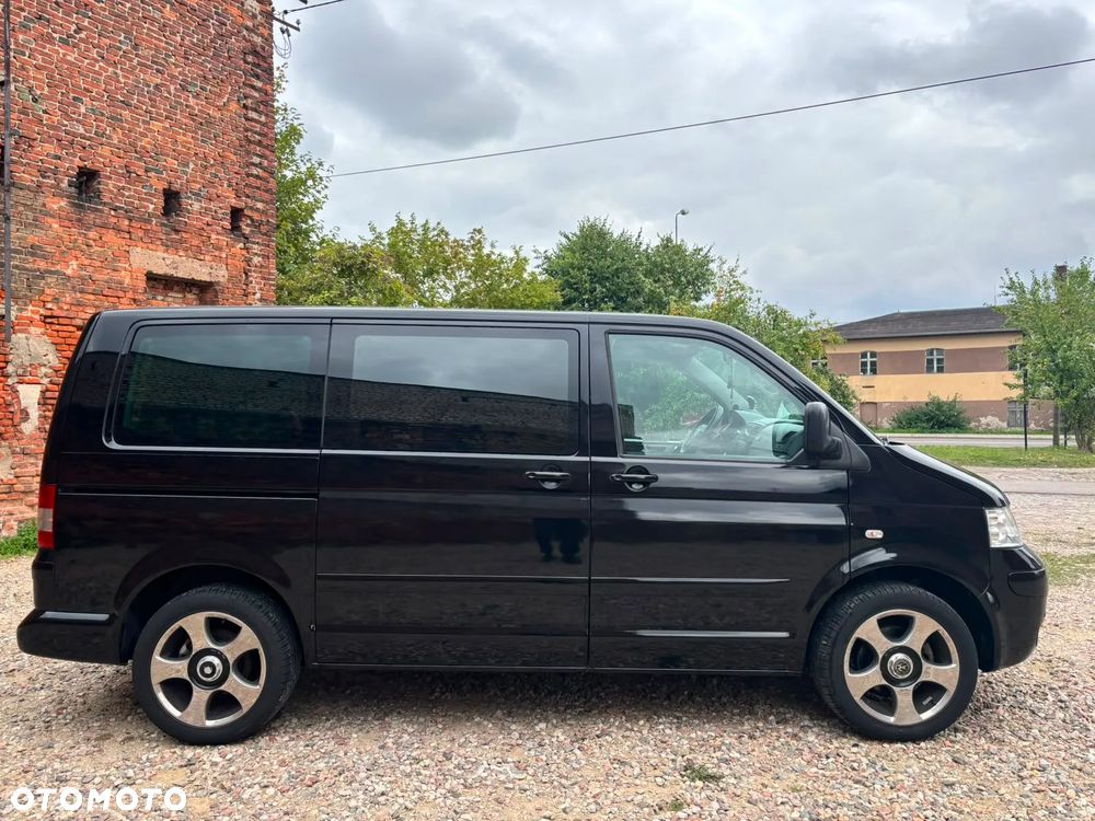 Volkswagen Multivan - 4