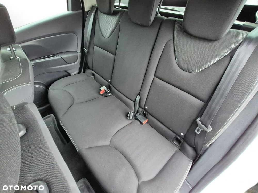 Renault Clio - 19