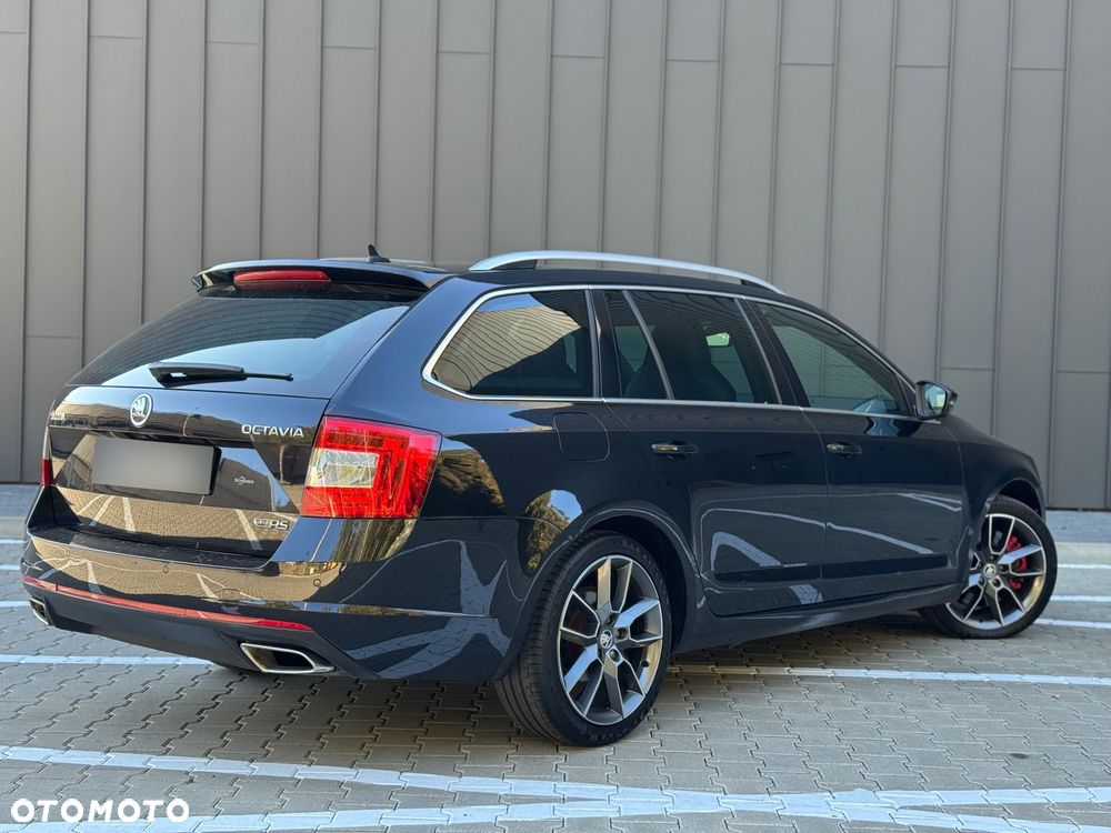 Skoda Octavia 2.0 TDI DSG RS - 15