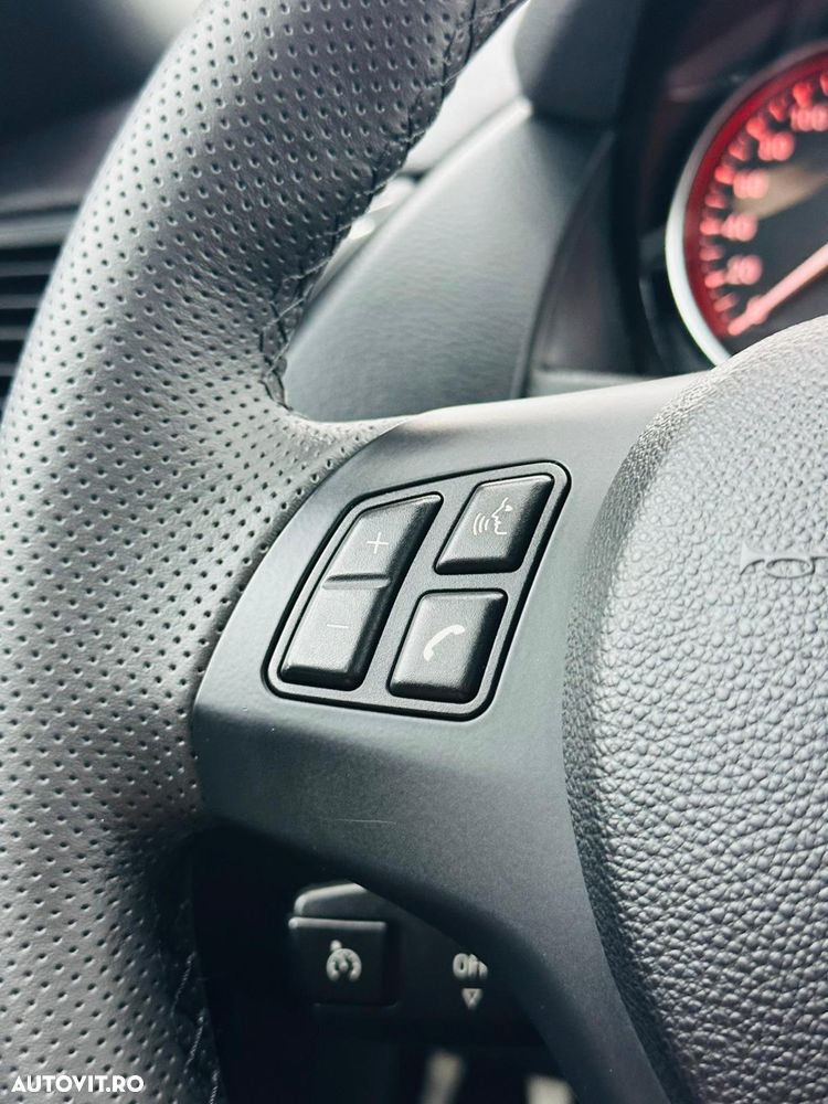 BMW X1 xDrive18d Sport Line - 22