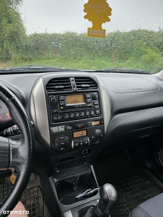 Toyota RAV4 D-4D 4x4 - 8