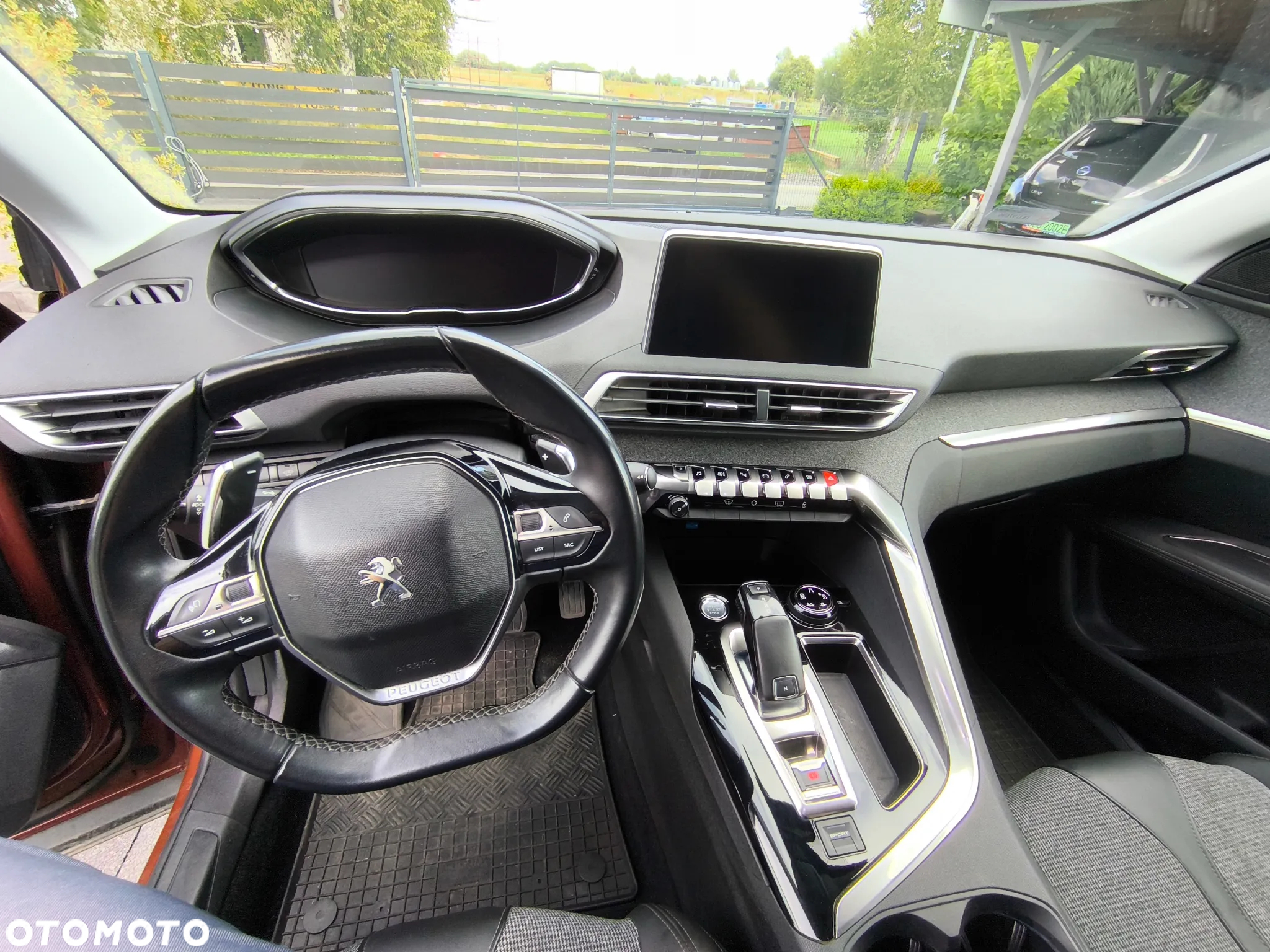 Peugeot 3008 1.6 PureTech GPF Allure S&S EAT8 - 11