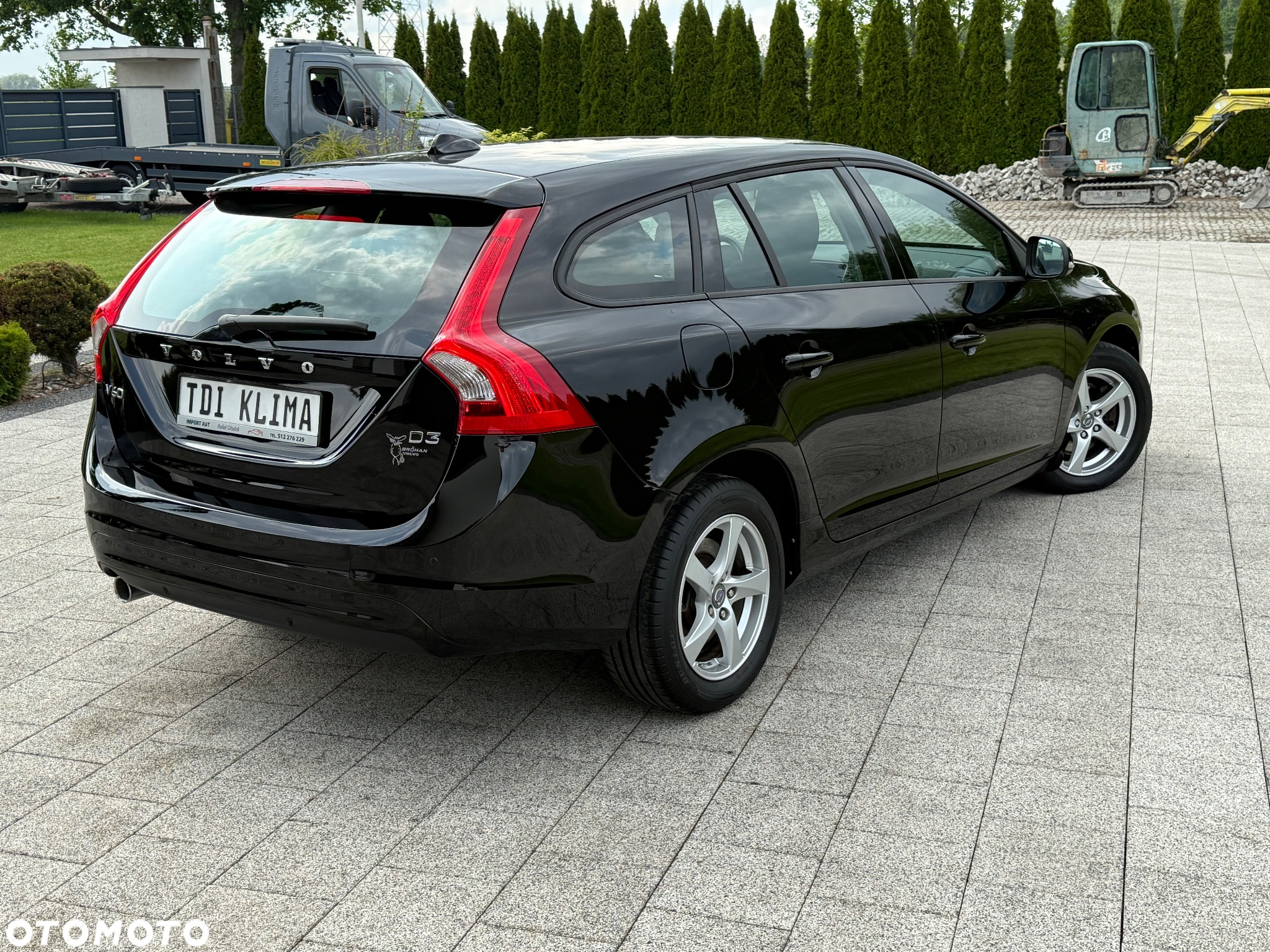 Volvo V60 D3 Momentum - 4