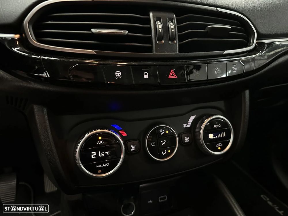 Fiat Tipo Cross 1.3 Multijet - 29