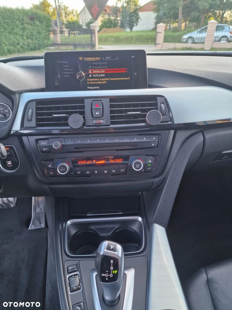 BMW Seria 3 330d - 6