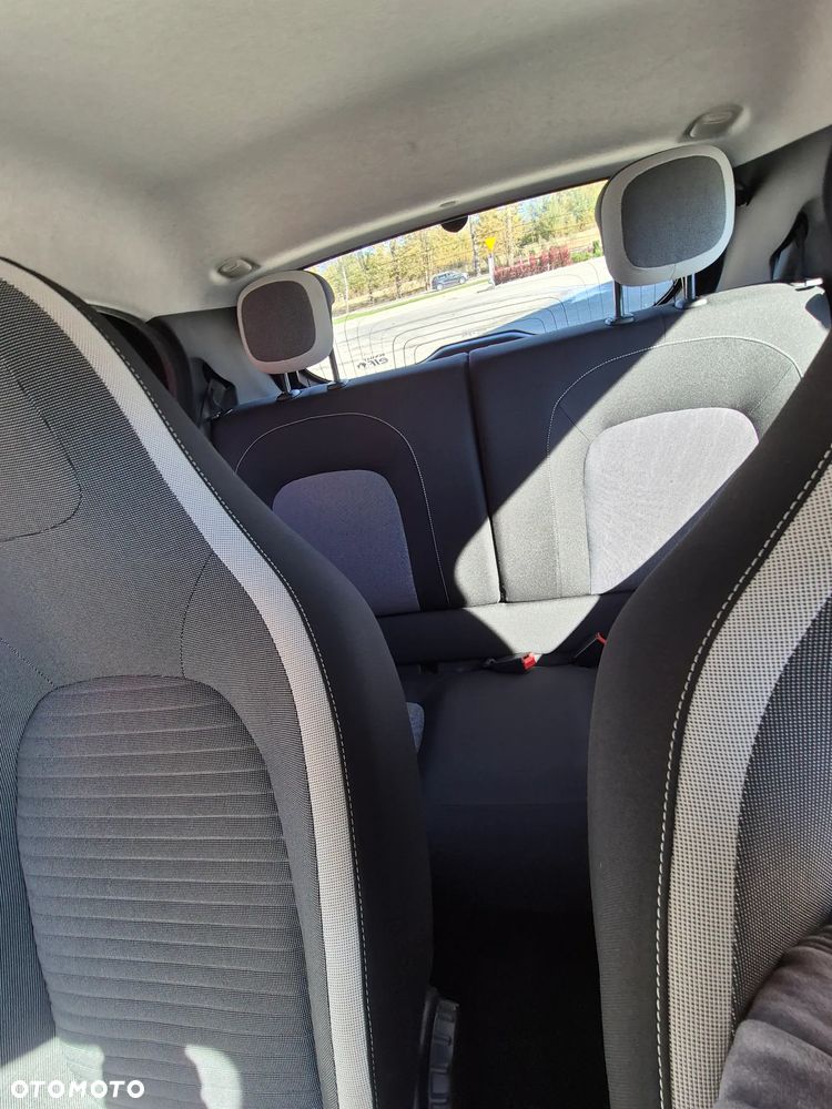 Renault Twingo SCe 70 Liberty - 13