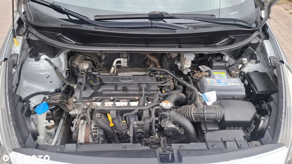 Kia Rio 1.2 Dream Team Edition - 18