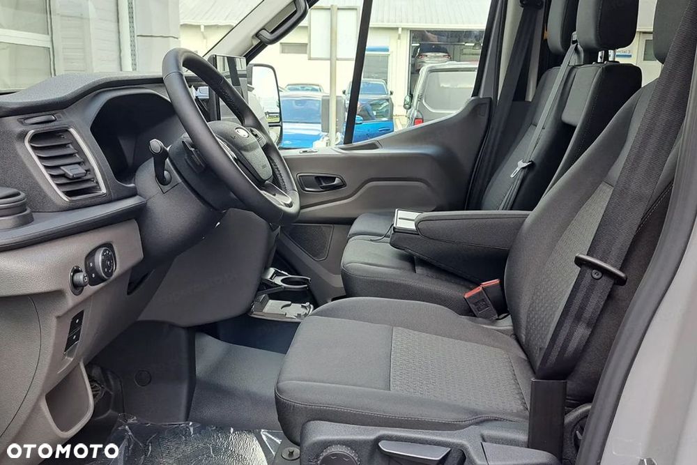 Ford Transit - 8