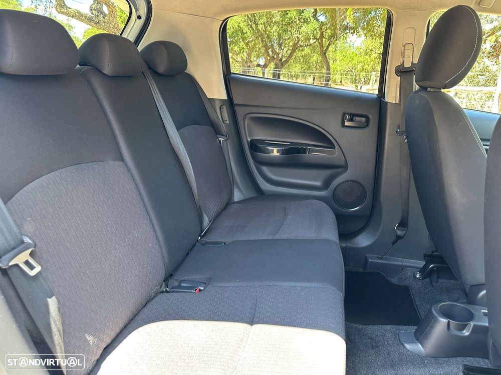 Mitsubishi Space Star 1.2 Intense Connect Edition - 10