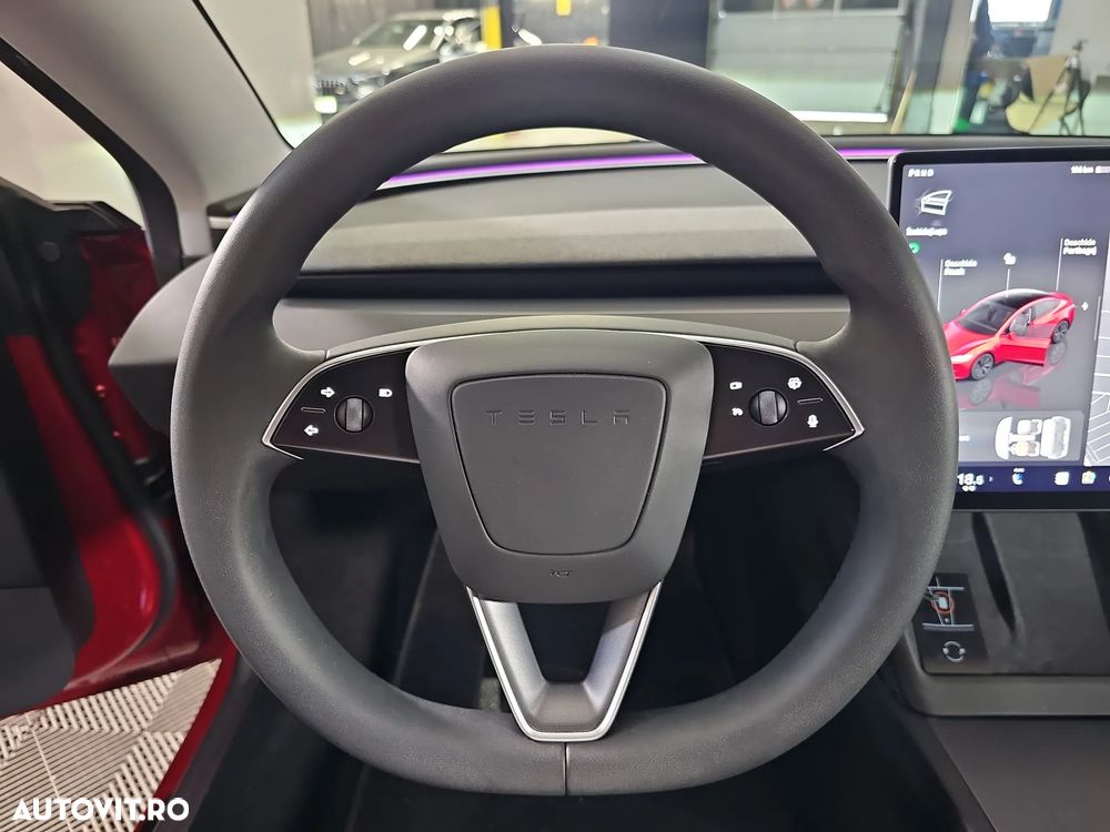 Tesla Model 3 Long Range - 15
