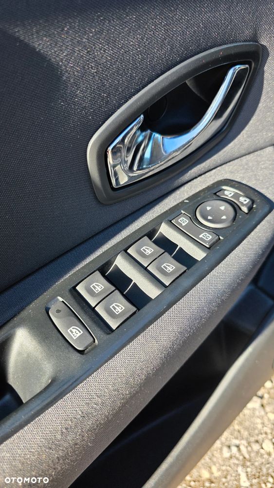 Renault Grand Scenic ENERGY TCe 115 Bose Edition - 7