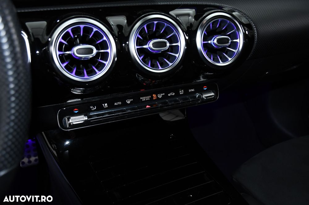 MERCEDES-BENZ A-Class 2020 — imagine 16