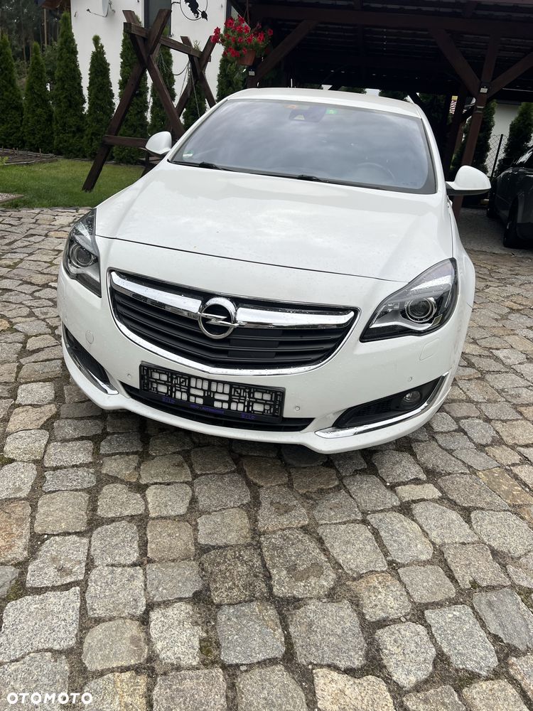 Opel Insignia - 1