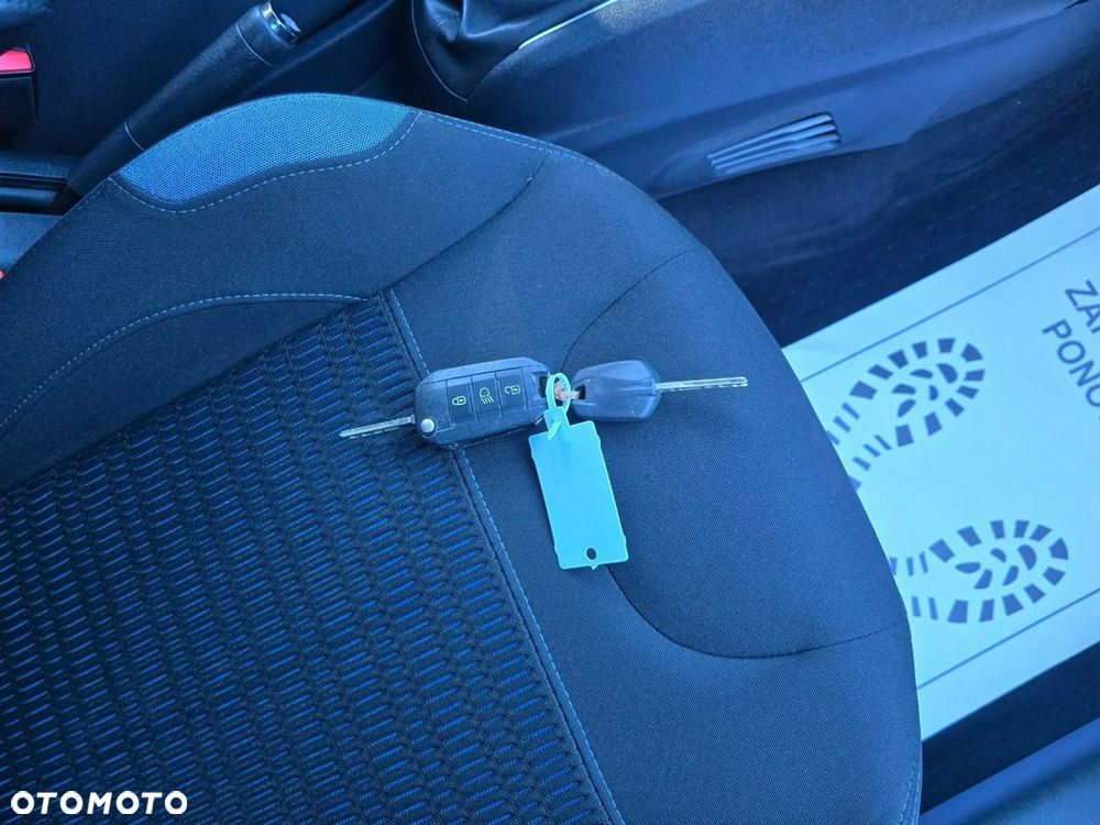 Peugeot 208 2013