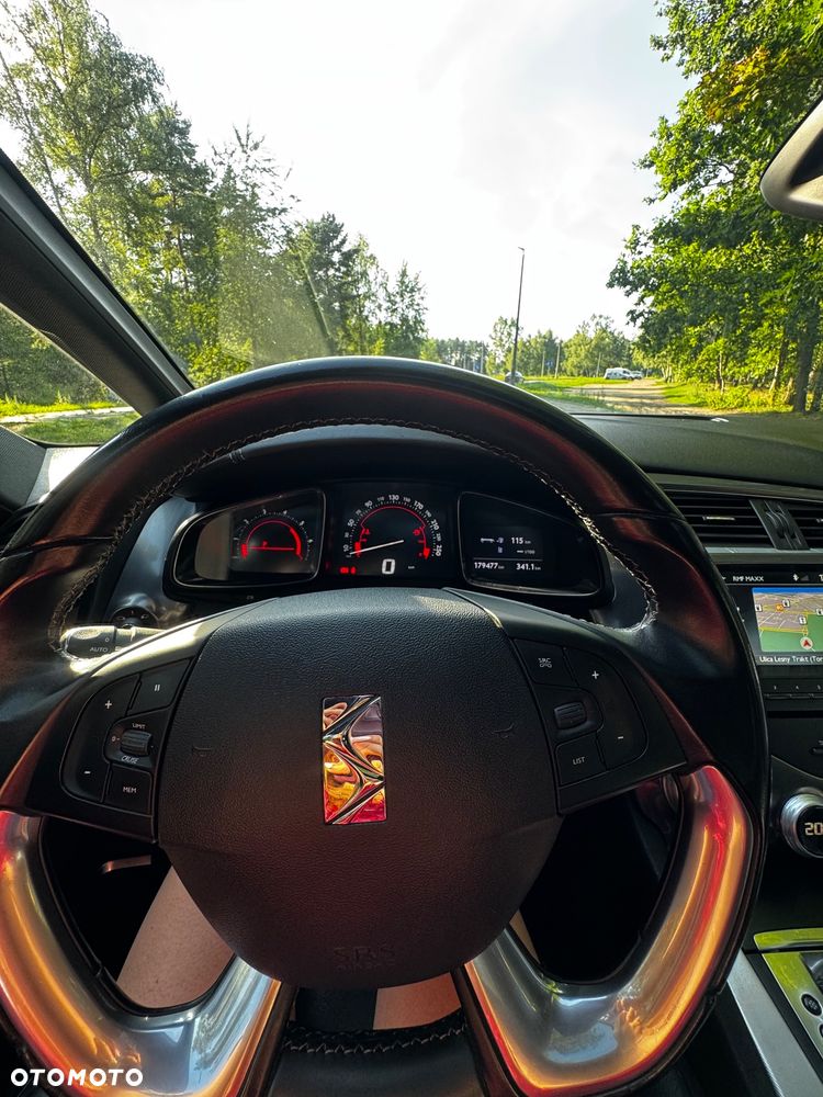Citroën DS5 2.0 HDi SoChic - 16