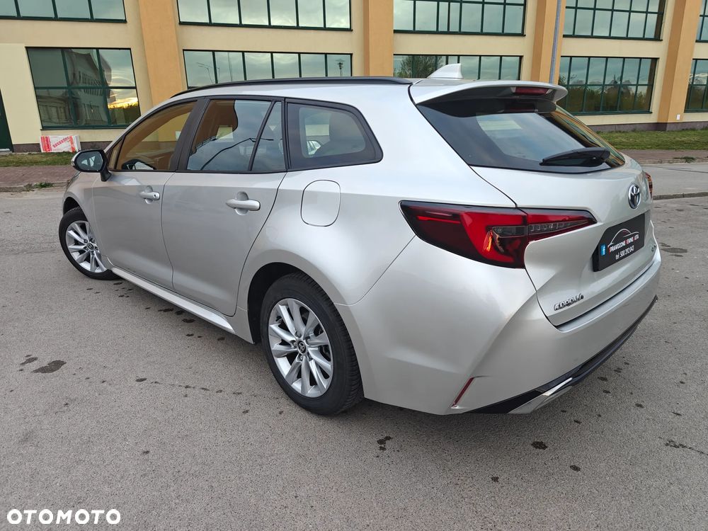 Toyota Corolla 1.8 Hybrid Comfort - 3