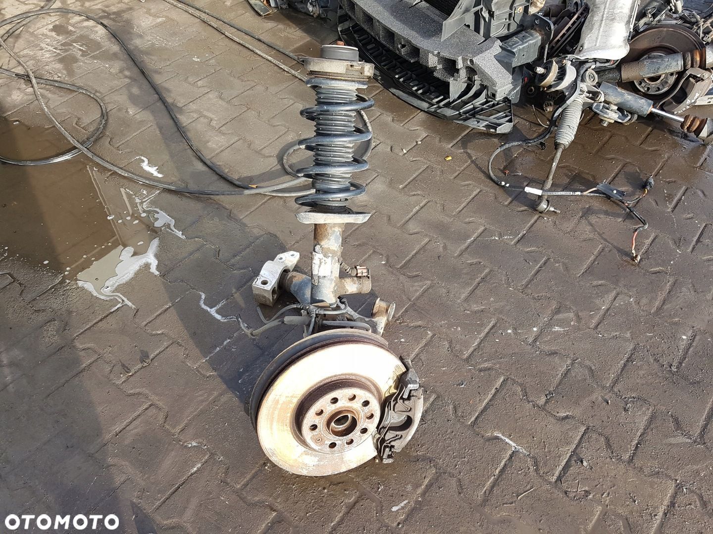 VW PASSAT CC 2.0 TDI AMORTYZATOR AKTYWNY ZWROTNICA PRAWA PRZÓD - 1